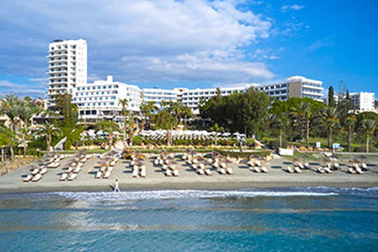 Mediterranean Beach Hotel Agios Tychonas Exterior photo